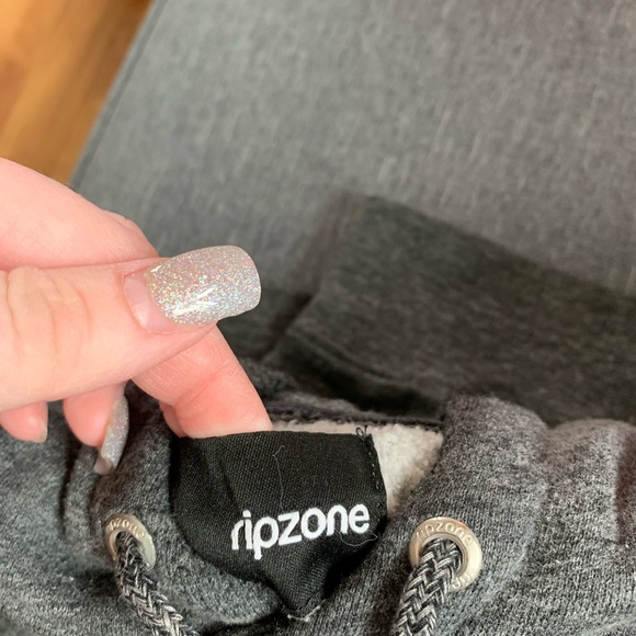 Ripzone hoodie - Picture 2 of 2